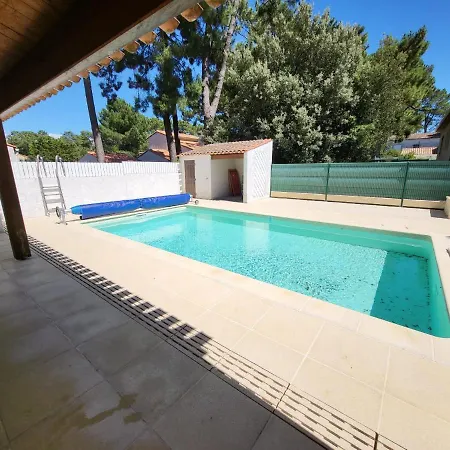 Villa Magnifique Avec Piscine A La Palmyre *